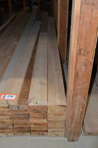 lot 2783 image: (19) 2 x 6 CEDAR Boards 12, 10 and 5