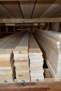 lot 2797 image: (21) 1 x 4 Pine Boards 16, 14 and 12