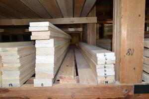 lot 2798 image: (27) 1 x 4 Pine Boards 14, 8, 7, 6 and 4