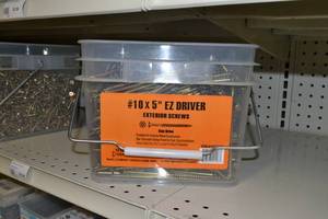 lot 3059 image: Approx. 20 LBS #10 x 5 EZ Driver Exterior Screws - Torx Drive