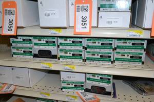 lot 3054 image: 34 LBS 1, 1-58 and 1-14 Fine Thread Drywall Screws #6