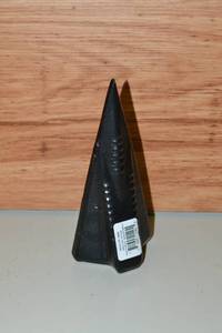 lot 2395 image: 4-Way Splitting Spike