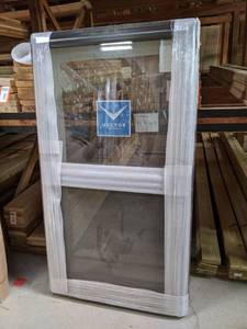 lot 2990 image: Vector Window
