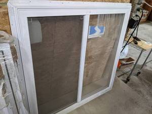 lot 2981 image: Silverline Anderson Window