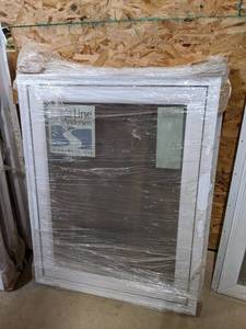 lot 2979 image: Silverline Anderson Window