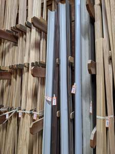lot 3017 image: (12) Brown 5 x 10 Steel Gutter Sections