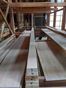 lot 3045 image: (7) Pieces of MAPLE Lumber