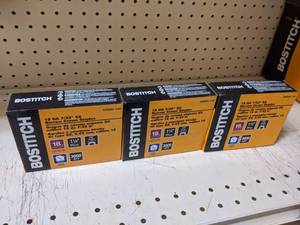 lot 3143 image: (9000) Bostitch Narrow Crown Staples 18 Gauge