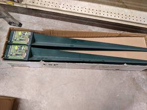 lot 2535 image: (4) 30 Speedpost Brackets
