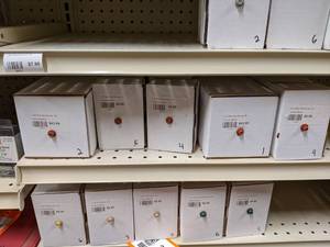 lot 2628 image: 28 LBS Metal to Wood Screws 1-12 to 2-12