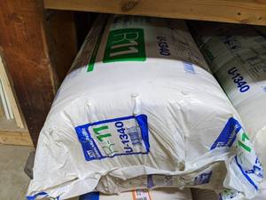 lot 2711 image: Johns Manville R-11 Fiberglass Unfaced Insulation w Sound Control