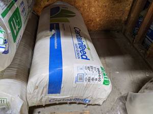 lot 2715 image: Certainteed R-11 Unfaced Insulation