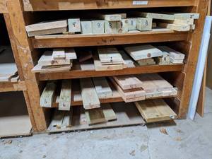 lot 2718 image: 4 Shelves of Cut Lumber 2 to 8 Lengths Including 4x4, 2x12, 2x10, 1x4, 2x4 and More