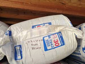 lot 2741 image: Johns Manville R-30 Fiberglass Kraft Faced Insulation