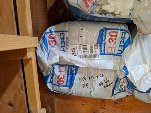 lot 2747 image: Johns Manville R-30 Fiberglass Unfaced Insulation