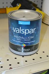 lot 1456 image: (3) 1 Quart Valspar Medallion Paint & Primer, Interior  Flat, 1402 Tint Base, Must Be Tinted and 1 Quart Valspar Medallion Paint & Primer, Interior  Flat, 1405 Clear Base, Must Be Tinted