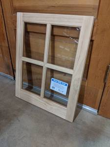 lot 3176 image: Wood Utility Sash Window - 4 Panes
