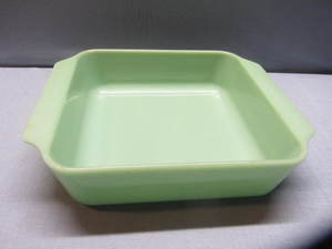 lot 3 image: Jadeite Fire King Baking Dish