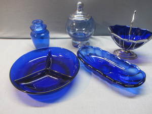 lot 11 image: Cobalt & Blue Glass