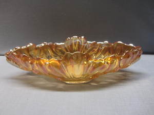 lot 16 image: Carnival Glass