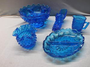 lot 84 image: Fenton Shoe, Candle Holder, Vase