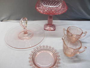 lot 108 image: Pink Depression Glass