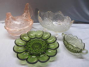 lot 120 image: Nesting Hen, Egg Plate, Fruit Bowl