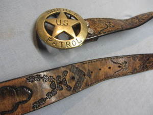 lot 124 image: Leather Belt & Border Patrol Buckle