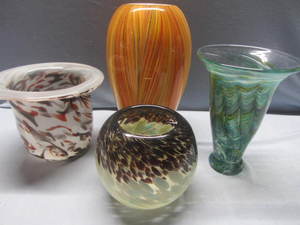 lot 144 image: Vases