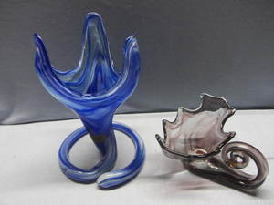 lot 152 image: Marigold Vase, End of the Day