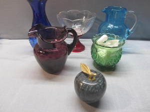 lot 186 image: Cobalt, Amethyst, Marble Apple