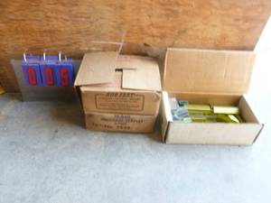 Qty of 3 Boxes of staples that fit lot # 2. As shown.