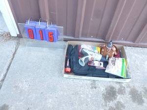 Flat with palm nailer,biscuts & tool bag & drill with no battery included. As shown.