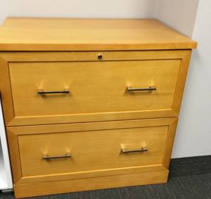 lot 38 image: Z-Line Designs 29W Lateral 2-Drawer File Cabinet With Keys - Excellent Condition