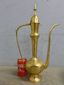 lot 5 image: Cast Brass Tea Pot