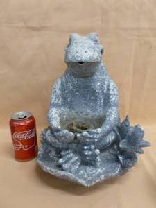lot 39 image: Rock Garden Decoration