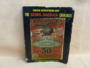 lot 59 image: Collector Book