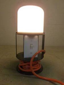 lot 78 image: Portable Hand Lamp