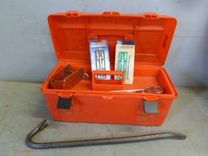 lot 113 image: Toolbox