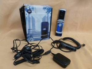 lot 126 image: Flip Phone