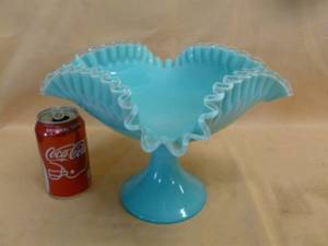 lot 136 image: Vintage Glass