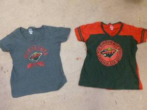 lot 152 image: Minnesota Wild Shirts