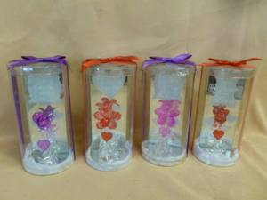 lot 163 image: Glass Decor