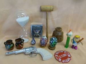 lot 186 image: Collectible
