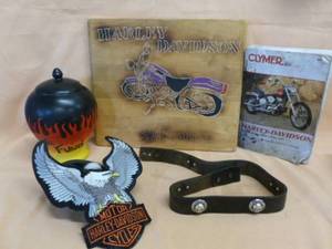 lot 193 image: Harley Davidson Collectible