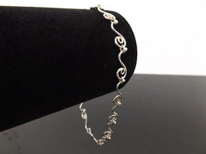lot 45 image: .925 Sterling Silver Charm Bracelet