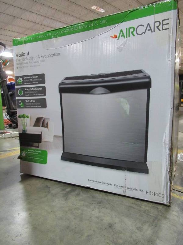 lot 215 image: Aircare Valiant 5 Gal. Evaporative Humidifier for 4,000 sq. ft. HD1409