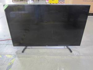 lot 14 image: LG Electronics 43LH5700 43-Inch 1080p Smart LED TV