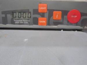 lot 128 image: Ultrablend 1 Gallon Paint Shaker With Digital Timer