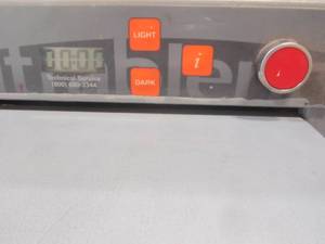 lot 129 image: Ultrablend 1 Gallon Paint Shaker With Digital Timer